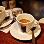 Info Shqip: Një kafe në mëngjes nuk mjafton? Studimi zbulon se çfarë të ndihmon realisht të zgjohesh