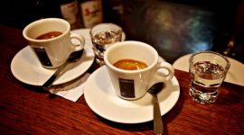 Info Shqip: Një kafe në mëngjes nuk mjafton? Studimi zbulon se çfarë të ndihmon realisht të zgjohesh