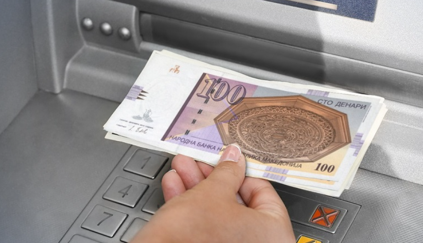 Banka Popullore propozon katër tërheqje falas në muaj nga bankomatët e bankave të tjera! Do të krijohet rrjeti kombëtar i bankomatëve