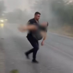 Polici i qarkullimit shpëton tre qytetarë nga aksidenti në Fier, shpërblehet me “Certifikatën për Shërbime të Dalluara”