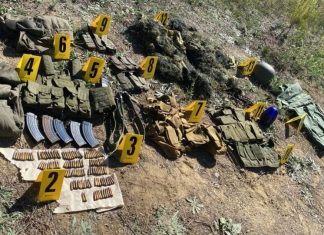 Policia gjen armë në veri, dyshohet se ishin të një personi që kërkohet për Banjskën