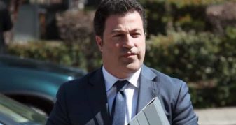 Info Shqip: Niko Peleshi, kryetari i ri i Kuvendit të Shqipërisë