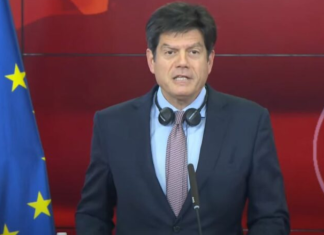 Rokas: Rregullat e reja për hyrje në BE fillojnë më 12 tetor, vlejnë edhe për qytetarët e RMV-së