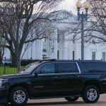 Alarm në Shtëpinë e Bardhë, makina e shërbimit sekret merr flakë para takimt Trump – Netanyahu, ja çfarë po ndodh