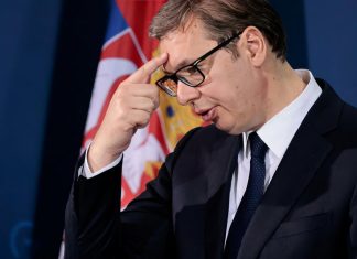 Vuçiç i tmerruar nga sanksionet amerikane: Mos na ndëshkoni sërish, nuk jam komunist