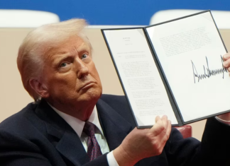 Pas nënshkrimit për Gazën në Egjipt, DASH e shpërndan grafikën me “luftërat” që ndali Trump, edhe Kosova e Serbia aty