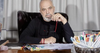 Info Shqip: Rama : LVV-ja nuk njihte himnin e Kosovës, jo më pafajësinë e Thaçit, të cilin do ta donte përjetësisht në Hagë