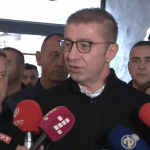 “Bëri një gabim të madh”, Mickoski: Haqim Ramadani do t’i humbë zgjedhjet dhe pastaj do të shkarkohet nga pozita që ka tani në qeveri