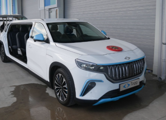 Erdogan shihet në limuzinë të veçantë, të prodhuar nga kompania turke Togg