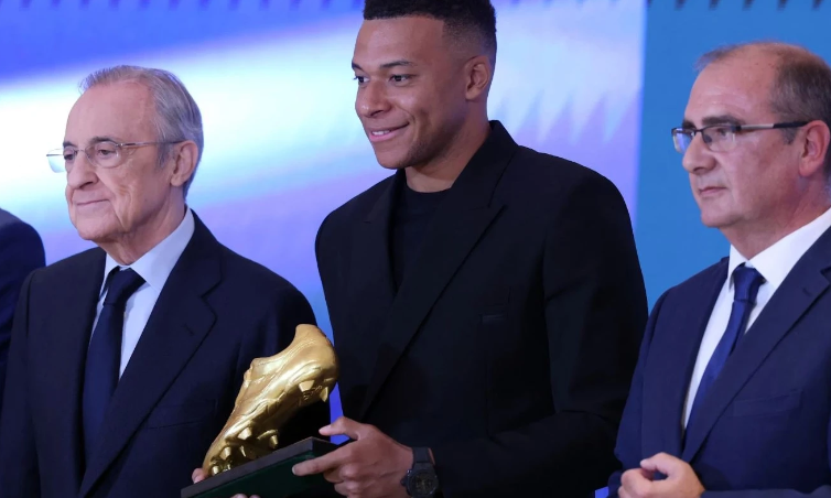 Kylian Mbappe e fiton  Këpucën e Artë 