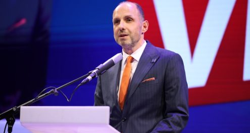 Info Shqip: Ibrahimi i reagon Ahmetit: O Ali, shqiptarët s’janë serbë të Gazimestanit!