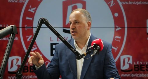 Info Shqip: Adnan Azizi – Ali Ahmetit: Në vend që të reflektoni pas humbjes, po i fyeni shqiptarët!