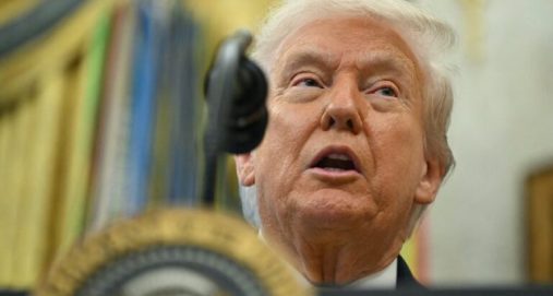 Info Shqip: “Askush nuk guxon t’i afrohet Amerikës”, Trump dërgon CIA-n në Venezuelë, Maduro mbledh ushtrinë