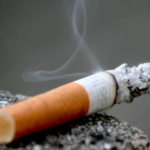 Të dhëna alarmuese në Maqedoni, 40% e të rinjve deri në moshën 18 vjeçare janë duhanpirës, e fillojnë në moshën 13 vjeçare!