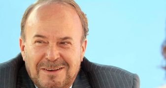 Info Shqip: Ndahet nga jeta Fatos Nano