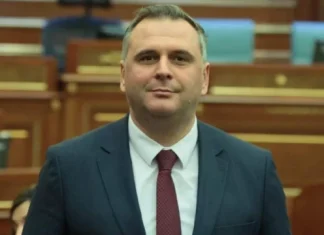 Bajqinovci: LVV-ja nuk do t’i propozojë presidentes askënd tjetër për kryeministër përveç Kurtit