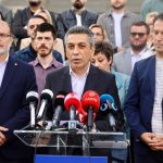 Mexhiti ka një pyetje publike për Ali Ahmetin dhe Bujarin?