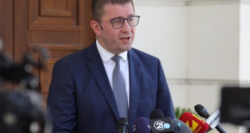 Info Shqip: Mickoski: Do të fitojmë në 45-50 komuna, plus Qytetin e Shkupit