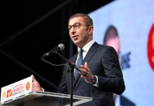 “Maqedonia do të jetë pjesë e BE-së”, Mickoski fton për unitet të të gjitha partive