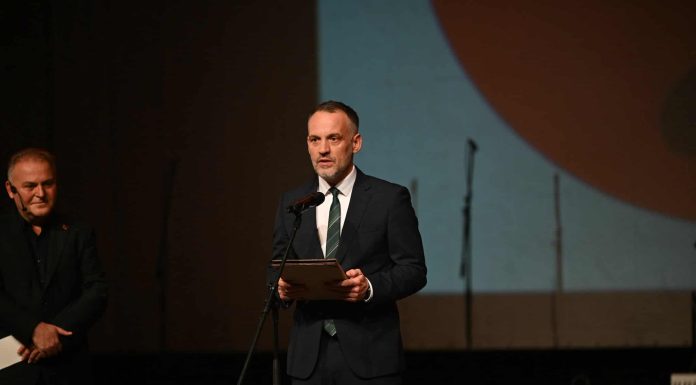 3341391d-2ff4-48e8-ad2f-2a0596dd7706