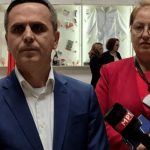 Kasami ia bën 8 me 2 ministres së VMRO-së për gjuhën shqipe