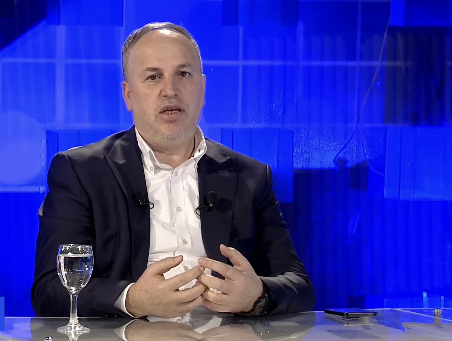 Azizi për bashkimin VLEN it  Në fokus duhet të kemi kauzën  e jo protagonizmin individual