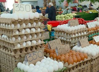 Fluturojnë çmimet e vezëve! Një vezë mbi 12 denarë