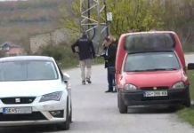 Vrasja e dy vëllezërve në Kosovë, në vendin e ngjarjes një veturë me targa të Shkupit