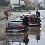 Reshjet e shiut bllokojnë nënkalimet në Tetovë, QMK: Apelojmë për kujdes të shtuar