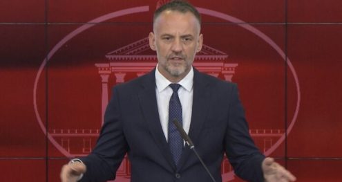 Info Shqip: Fetai për provimin e jurisprudencës: Do të ketë zgjidhje, rini të qetë