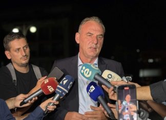Limaj: Nuk e votojmë Konjufcën, nuk bëhet shteti kështu bre djem