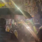 Simpatizantët e LDK-së festojnë me traktor në Pejë (VIDEO)