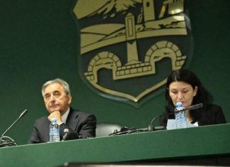 Dame Dimitrovski zgjidhet kryetar i Qytetit të Shkupit, këshilltarët gjatë betimit nuk e përdorën emrin kushtetues