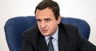 Info Shqip: Heqja nga BE e masave ndëshkuese për Kosovën, Kurti: I mirëpresim, nuk ishim ne shkaktarët