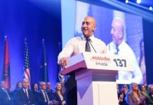 Haradinaj publikon listën e AAK-së me 110 kandidatë për zgjedhjet e 28 dhjetorit
