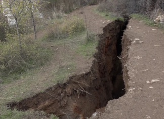 Çarje alarmante e tokës në Likovë, banorët lëshojnë shtëpitë