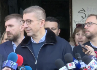 “Jemi të gatshëm edhe për zgjedhje të parakohshme”, Mickoski tregon se kur do të ketë rikonstruktim të qeverisë