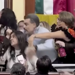 Sherr në Parlamentin meksikan, deputetet kapen për flokësh gjatë seancës (VIDEO)