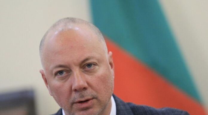 Zheljazkov-1-696x473