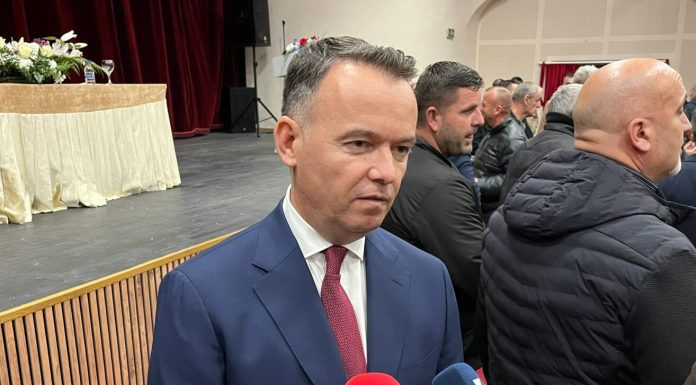 faton-peci-deklarata-1314x1000-1