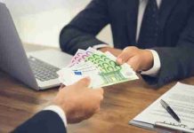 Sa janë rrogat e kryetarëve të komunave në Maqedoninë e Veriut, disa i fshehin