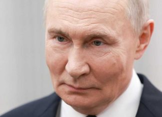 Putin kërcënon Ukrainën: Tërhiquni ose do ta pushtojmë Donbasin me forcë