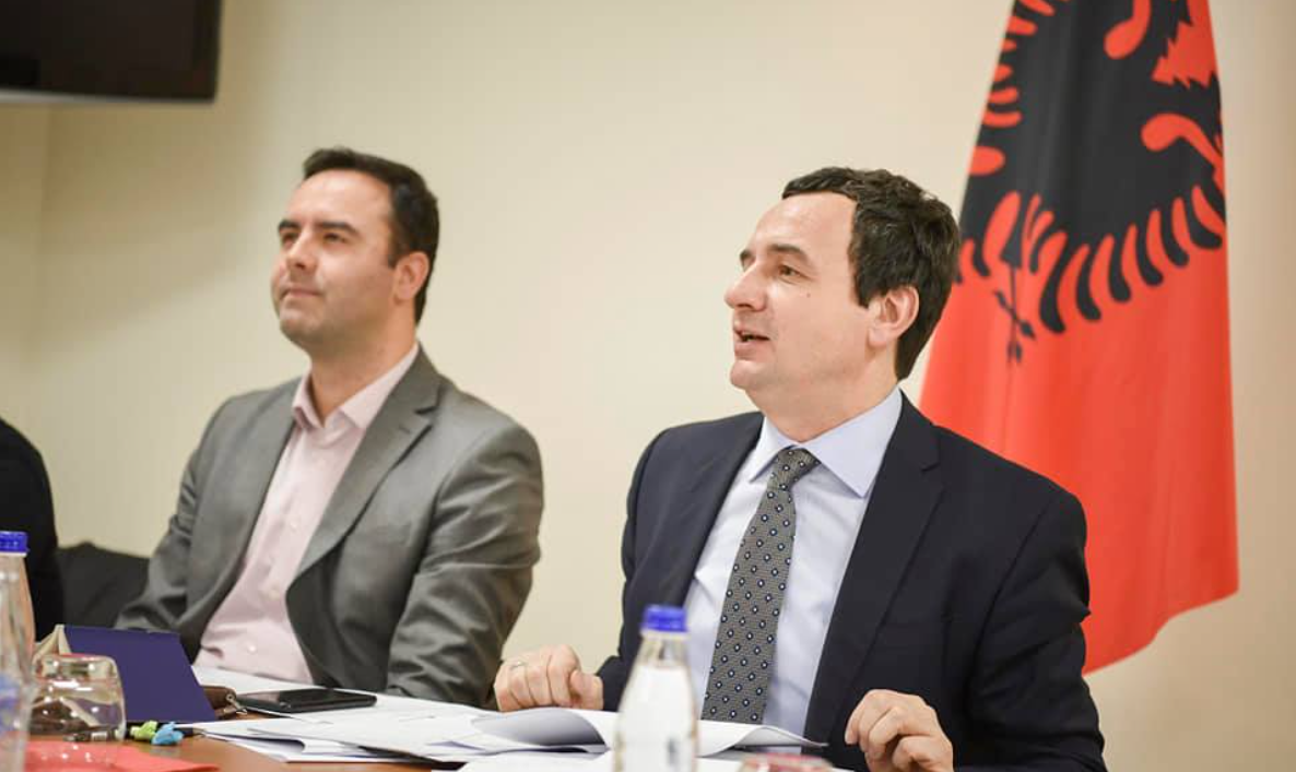 LVV ja fiton zgjedhjet e parakohshme me 51 11  të votave  Albin Kurti dhe Glauk Konjufca  më të votuarit