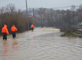 Vërshime në Kosovë, gjendje e jashtëzakonshme në dy komuna! Shtyhet fillimi i gjysmëvjetorit të dytë