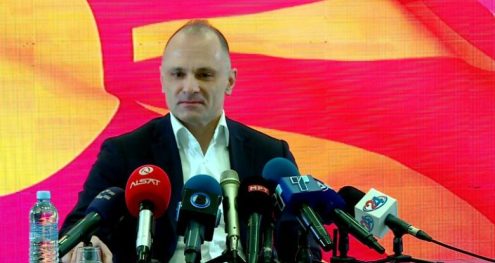 Info Shqip: Filipçe: Ligjet ekzistojnë, provimi në shqip duhet të zbatohet!