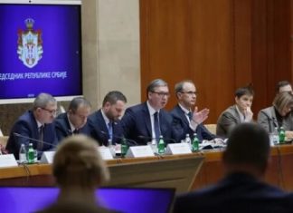 “Turp të keni”: Vuçiq qorton ministrat, a po paralajmëron ‘rikthimin e mundshëm’ si kryeministër