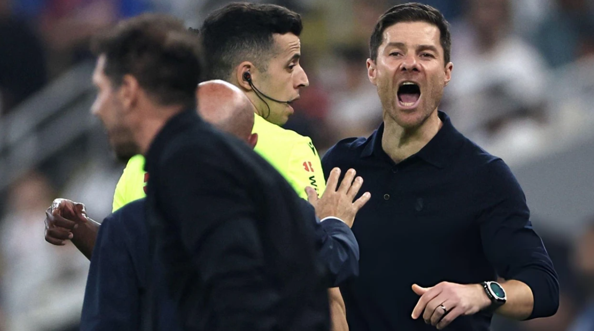 Xabi Alonso sulmon ashpër Diego Simeonen  konfirmon rikthimin e Mbappes për finale