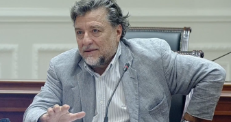 Info Shqip: Jurisprudenca, Frçkovski kundër Fillkovit, krah studentëve shqiptar!