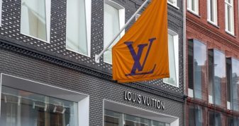 Info Shqip: Sherri i shqiptarit Louis Vuitton gjobitet me 500 mijë euro