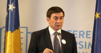 Info Shqip: Del kandidatura e parë për president në Kosovë